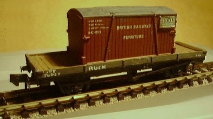 Model of RUCK wagon with container