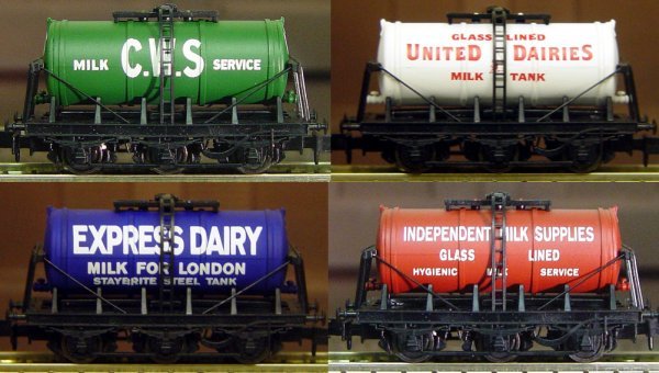 Photo of models of 6 wheeled milk tanks from Dapol, photos coutesy and copyright Dapol